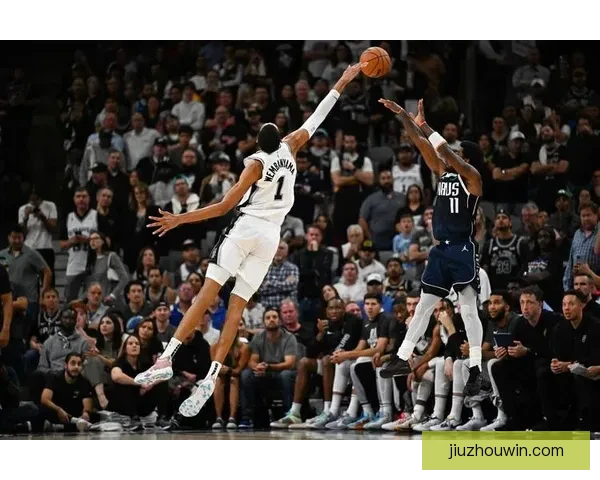 文班亚马单场狂砍41分创赛季新高八分四十秒完成NBA最快两双